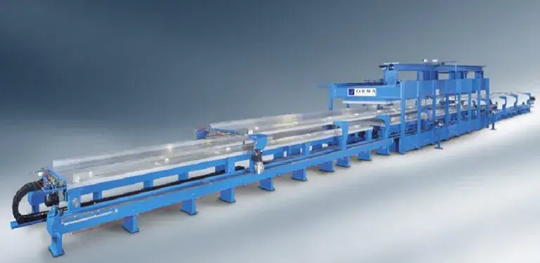 Presses de conformation avec chargement et déchargement simultané à introduction automatique.
